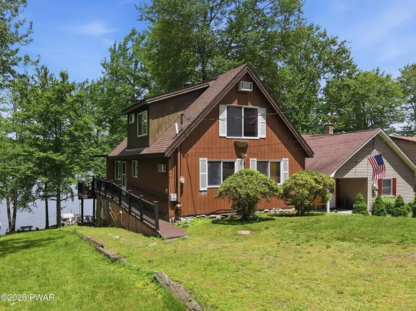 113 Paradise Rd W, Greentown, PA 18426