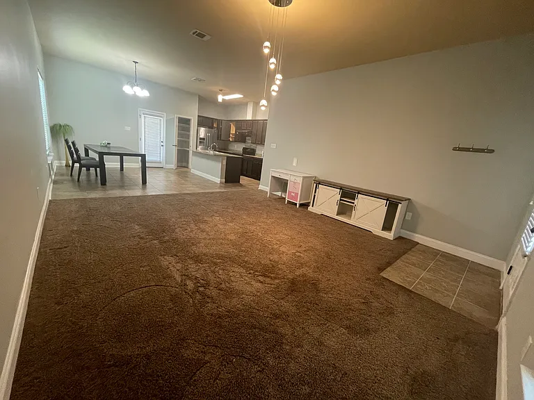 16852 Glenwood Springs Dr — Photo 3