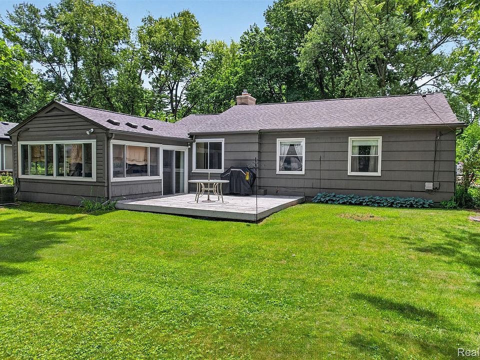 15690 Birwood Ave, photo 19