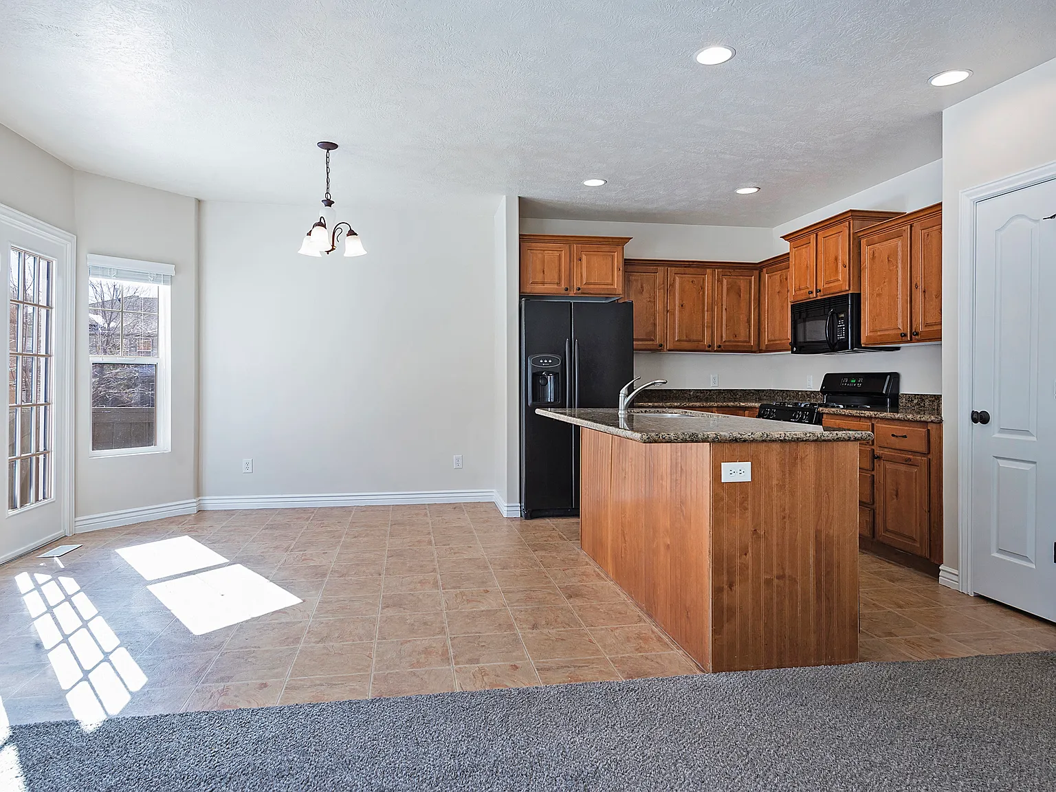 14767 S Falkland Cv — Photo 4
