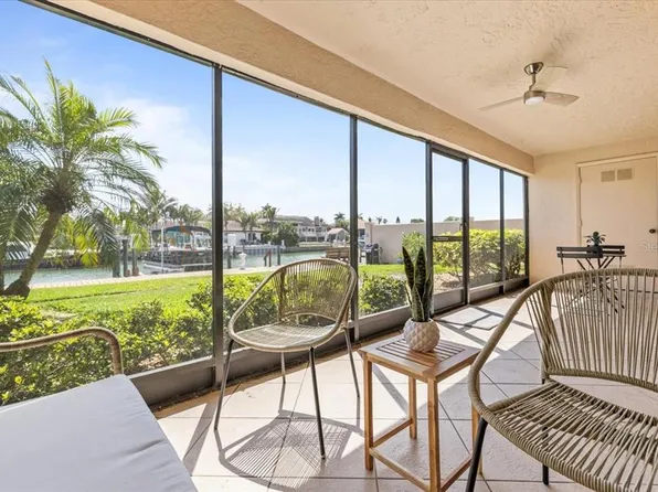 4730 Brittany Dr S APT 36, Saint Petersburg, FL 33715