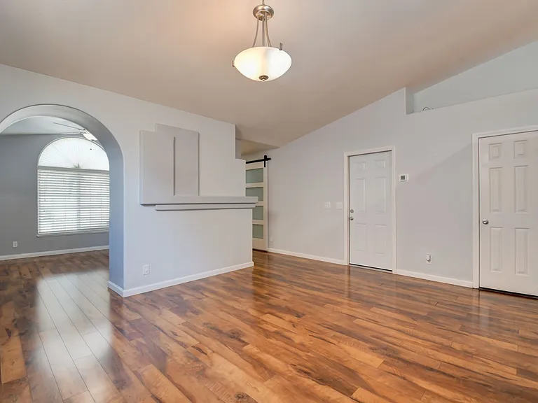8316 Vantare Ct — Photo 7