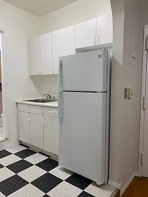 Rented by Landmark Real Estate | media 17