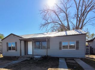 1616 McKinley St, Levelland, TX 79336