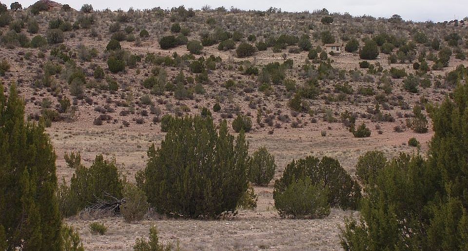 2nd image of 3100 W Road 5 N