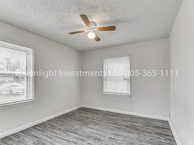 1509 Oelke Dr — Photo 24