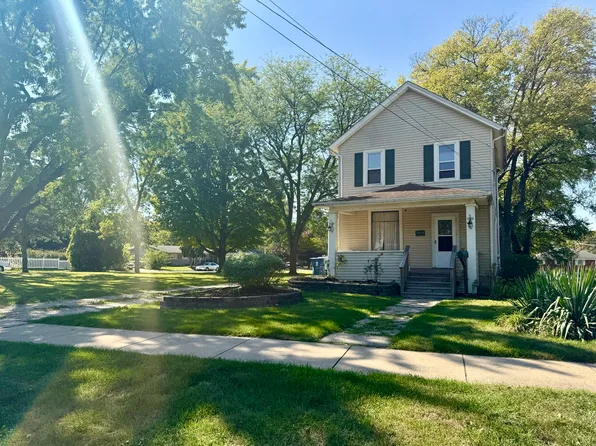 1264 Wauponsee St, Morris, IL 60450
