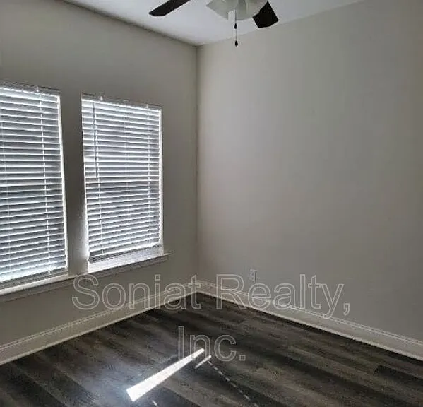 4504 Pontchartrain Dr #2-B — Photo 4