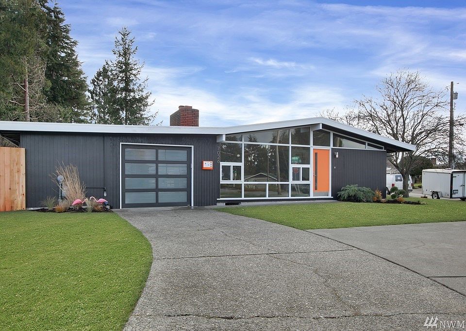 1st image of 7026 N 17th St