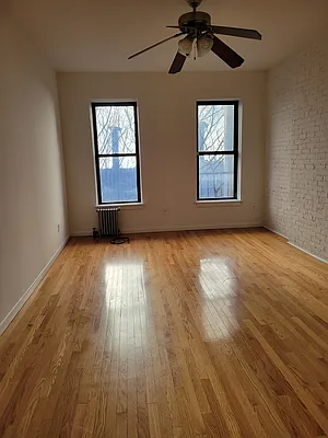 Rented by Chartwell Manhattan Realty | media 1