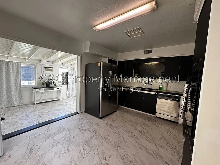3513 Clayburn Rd — Photo 3