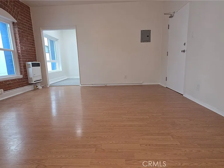 33408 W Sunset Blvd — Photo 3