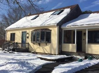 12 Saint Anthony Ln, East Falmouth, MA 02536