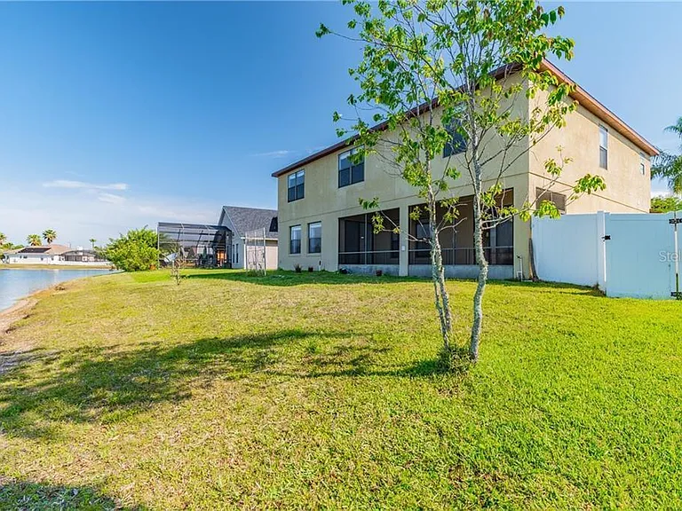 470 Canary Island Ct — Photo 21