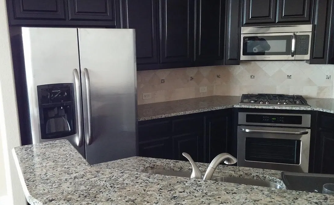 4 bed, 3.5 bath, 2244 sqft, $3,195 — Photo 4