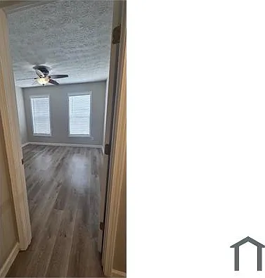 1127 Holly Green Ct — Photo 9