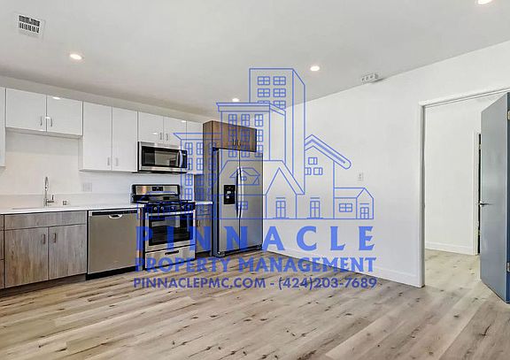2nd image of 750 N Inglewood Ave APT 10