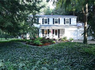 85 White Pond Dr, Akron, OH 44313