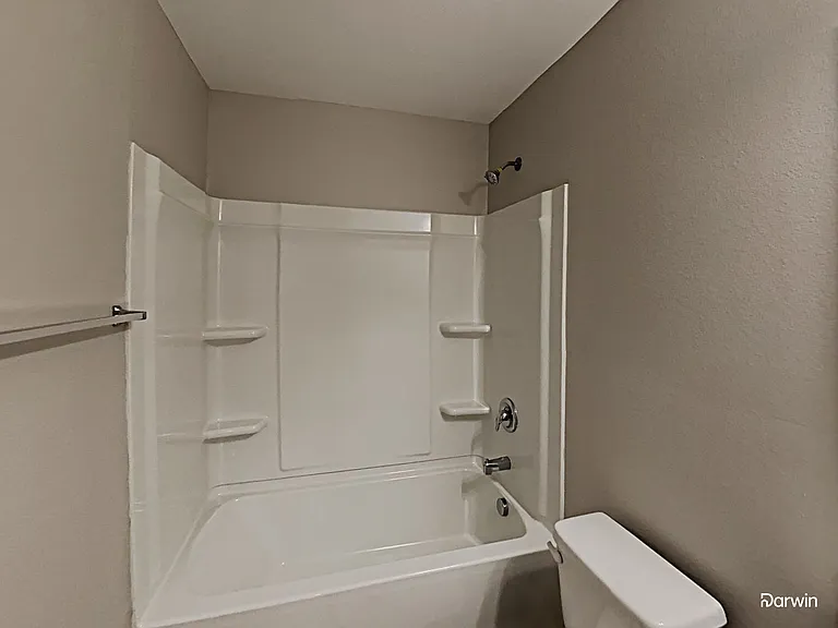 1372 Waylon Ave — Photo 16