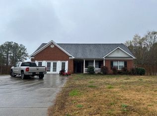 520 Vineyard Rd, Griffin, GA 30223