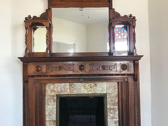 3rd image of 1827 W Riverside Ave #3