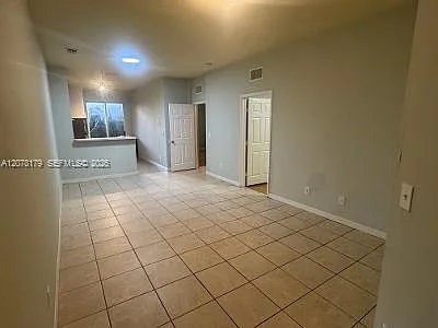 Mowry Villas — Photo 4