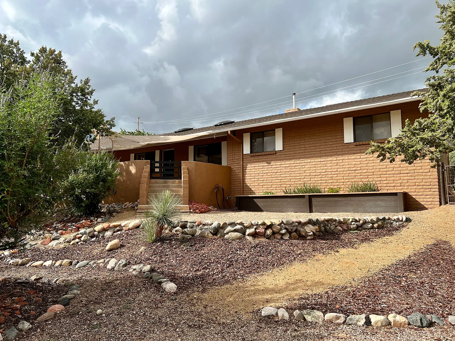 3 bed, 1456 sqft, $2,450 — Photo 1