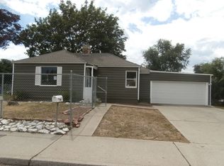 208 E Hawthorne Rd, Spokane, WA 99218