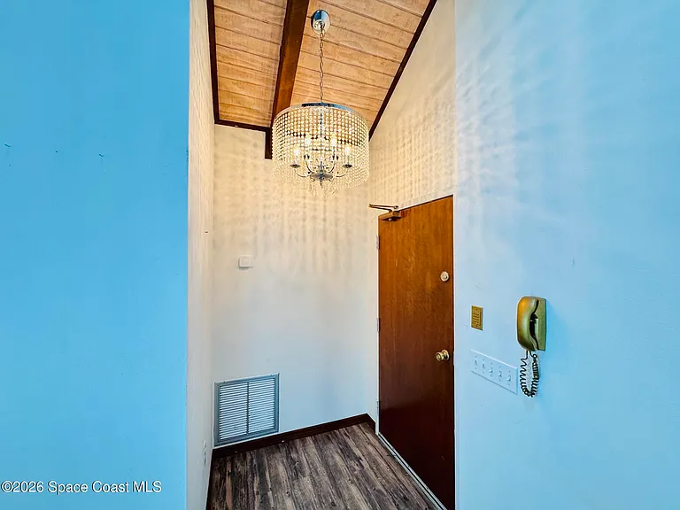 9000 York Ln #8F — Photo 13