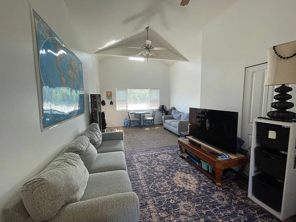 35 Katie Ln #736