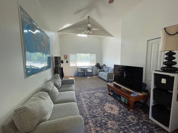 35 Katie Ln APT 736, Lahaina, HI 96761