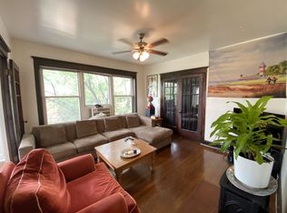 925 W Cornelia Ave APT 3A, Chicago, IL 60657