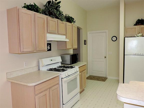 5th image of 1411 Gutierrez Pl