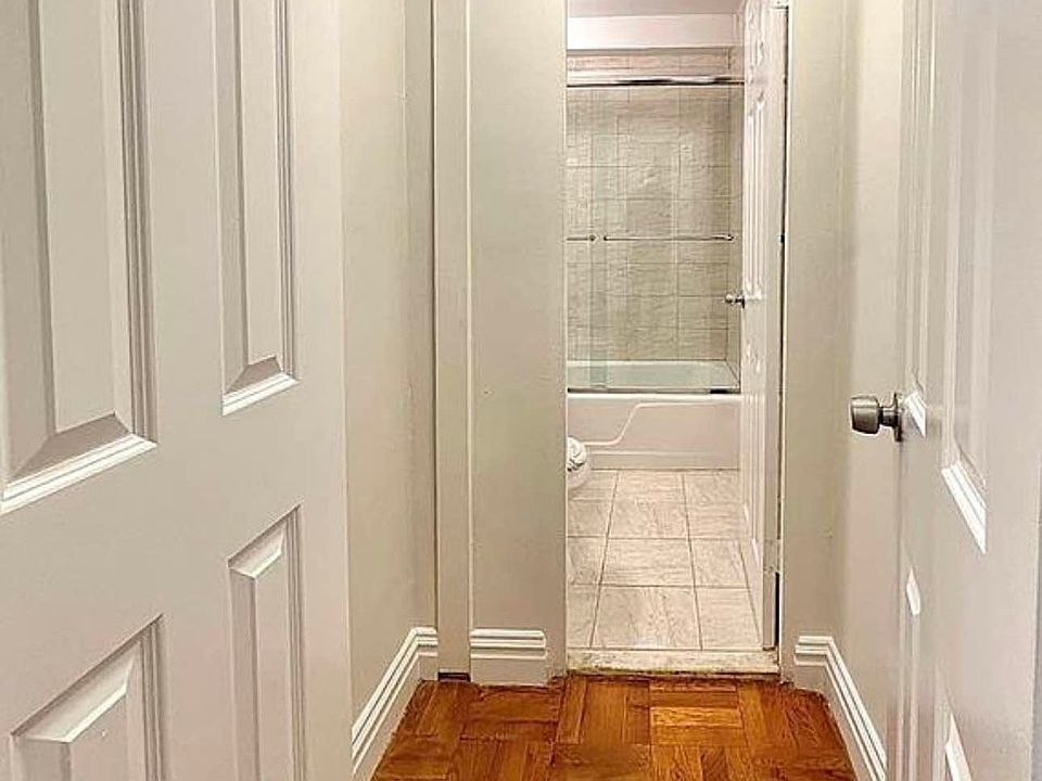 1st image of 330 W 45th St APT 8C