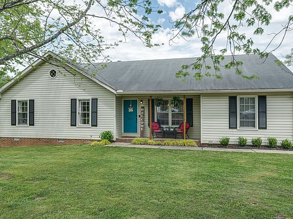 3rd image of 6519 Woodland Dr