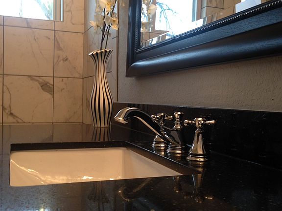 3rd image of 1309 Belle Pl
