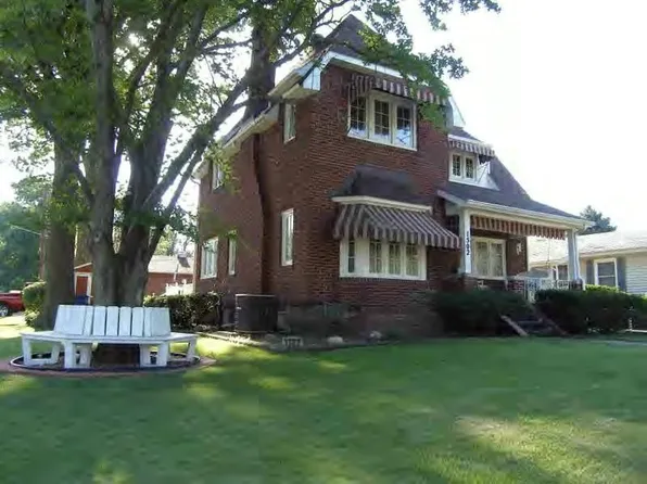 1502 Oak St, Danville, IL 61832