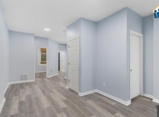 905 N 5th St, Camden, NJ 08102