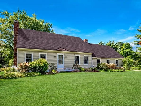 1651 King Hill Road, New London, NH 03257