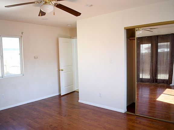 4th image of 4671 Goldfield Ave