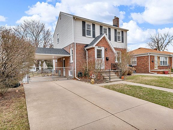 3rd image of 22706 Mylls St