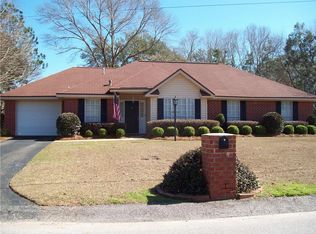 1379 Smokerise Dr, Mobile, AL 36695