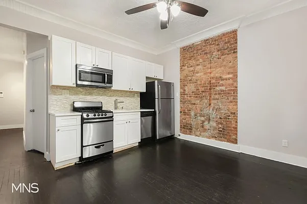 Rented by MNS | media 32