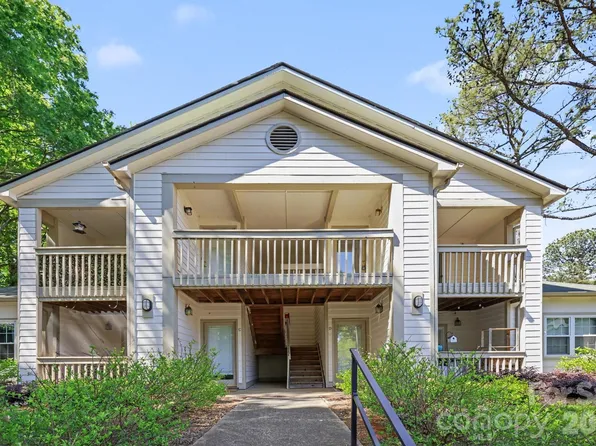 1051 Churchill Downs Ct APT B, Charlotte, NC 28211