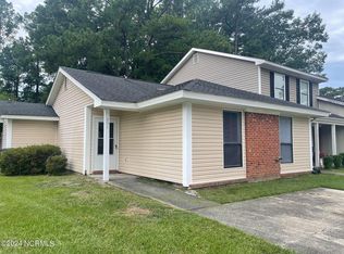 201 Bracken Pl, Jacksonville, NC 28540