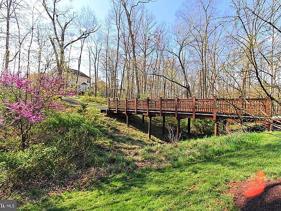 4th image of 43857 Grantner Pl