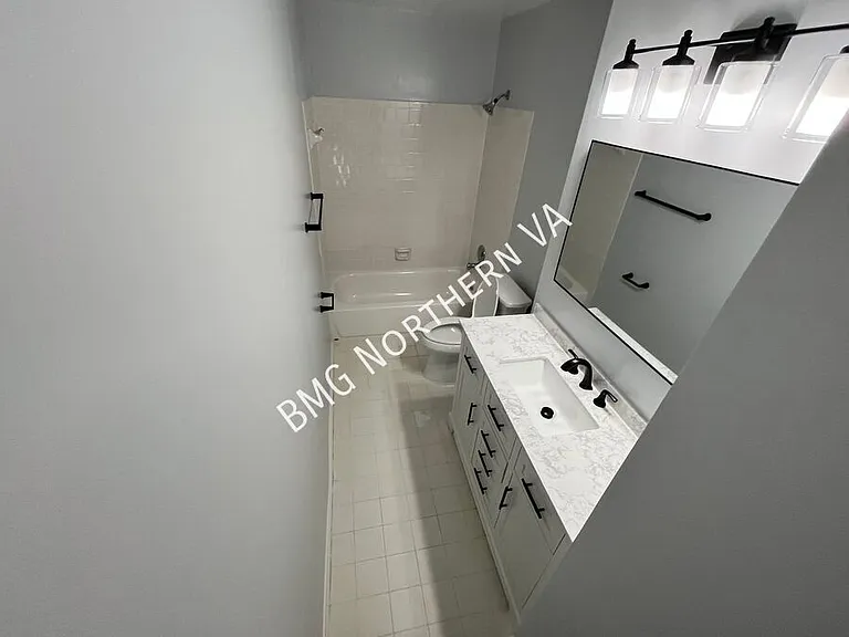 5344 Anchor Ct — Photo 10