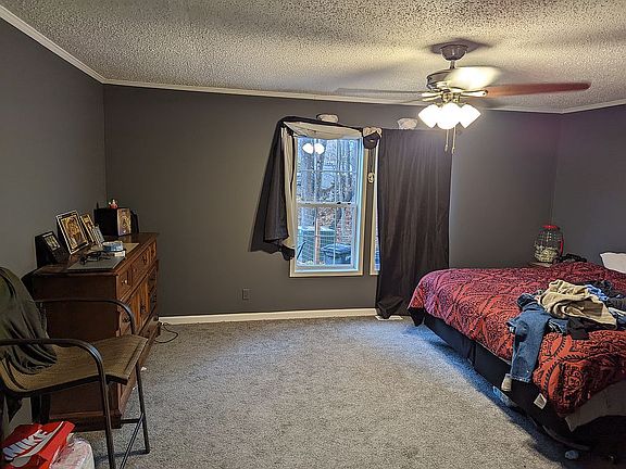 Huge master bedroom 