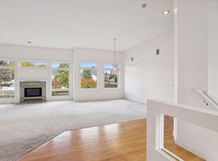 3060 Linden Dr, New Brighton, MN 55112