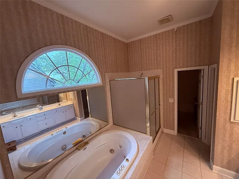 5730 Devonshire Way — Photo 16